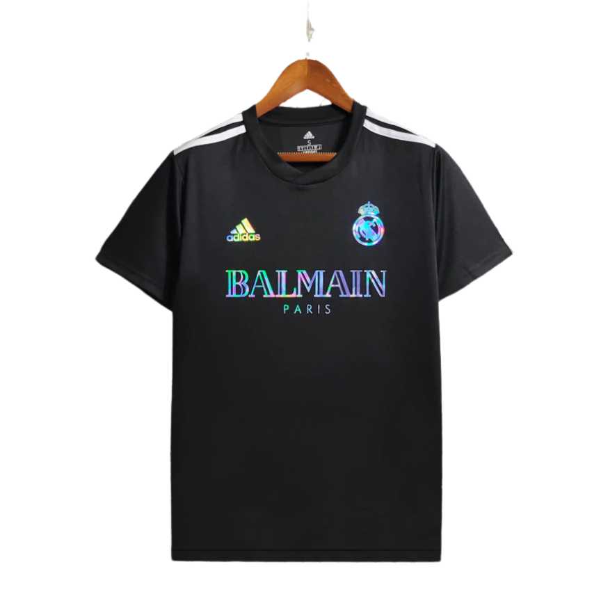 MAILLOT REAL MADRID ÉDITION SPÉCIALE BALMAIN