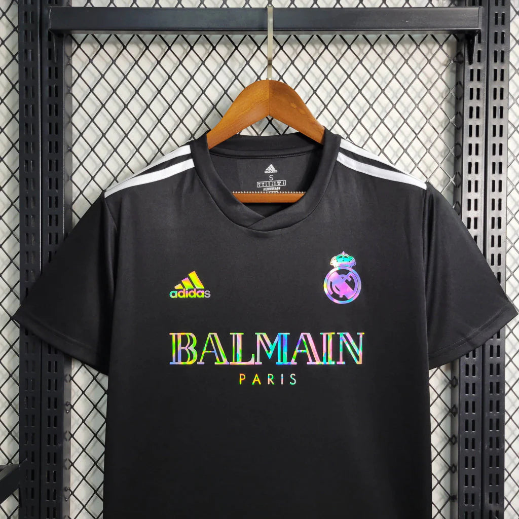 MAILLOT REAL MADRID ÉDITION SPÉCIALE BALMAIN