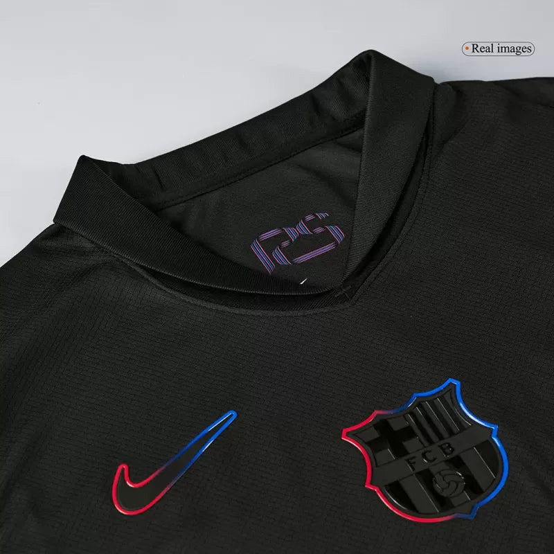 KIT ENFANT BARCELONE 24/25 EXTÉRIEUR