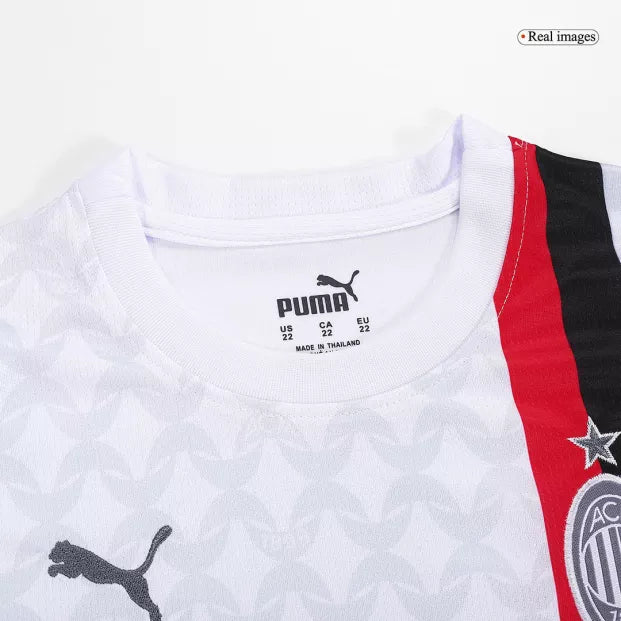 KIT ENFANT AC MILAN 23/24 EXTÉRIEUR